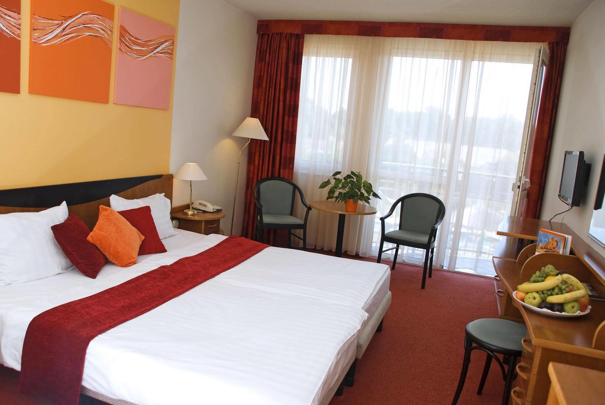 Hotel Europa Fit Hévíz Eksteriør bilde